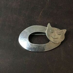 Brooch vintage sterling silver hand crafted cat